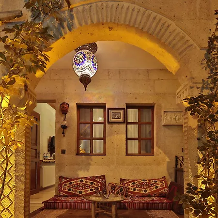 House 2* Гореме